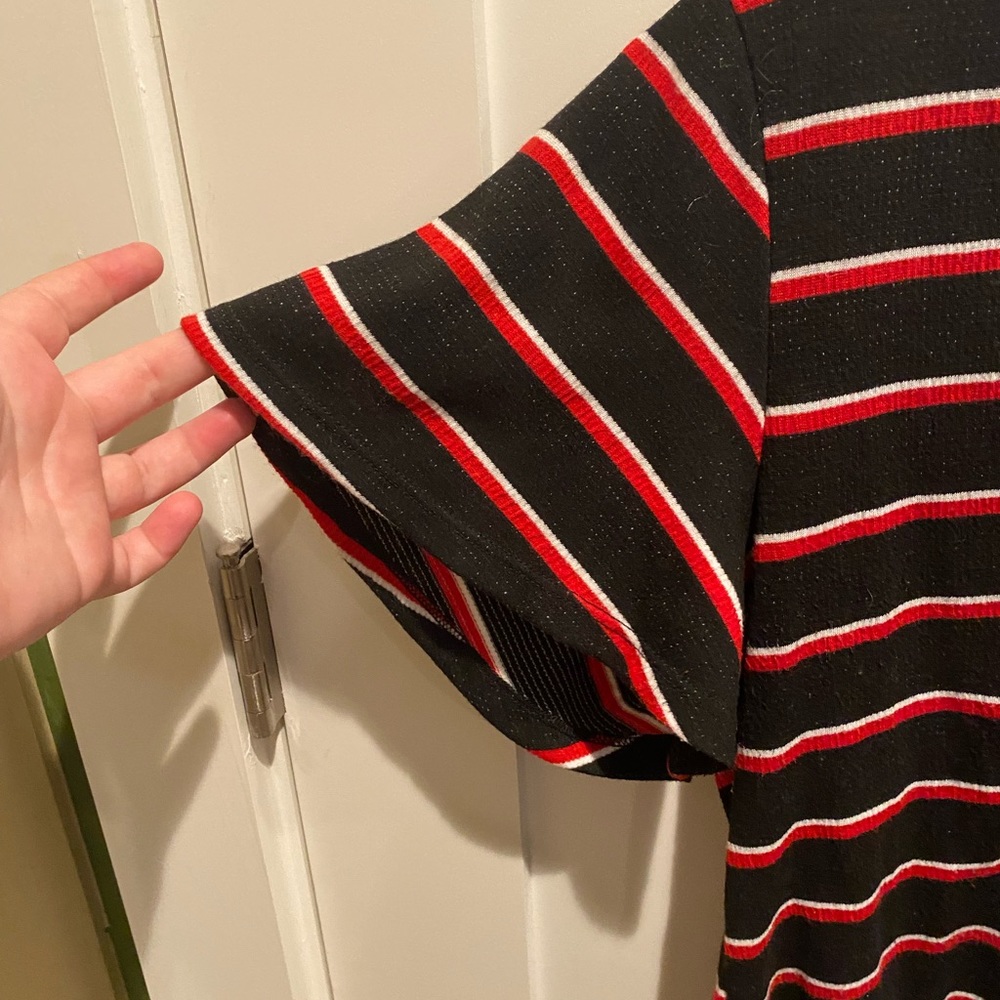 Striped Black Top - Picture 4 of 4